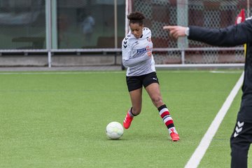 Bild 94 - wCJ Eimsbuettler TV : Altona 93 - Ergebnis: 1:1